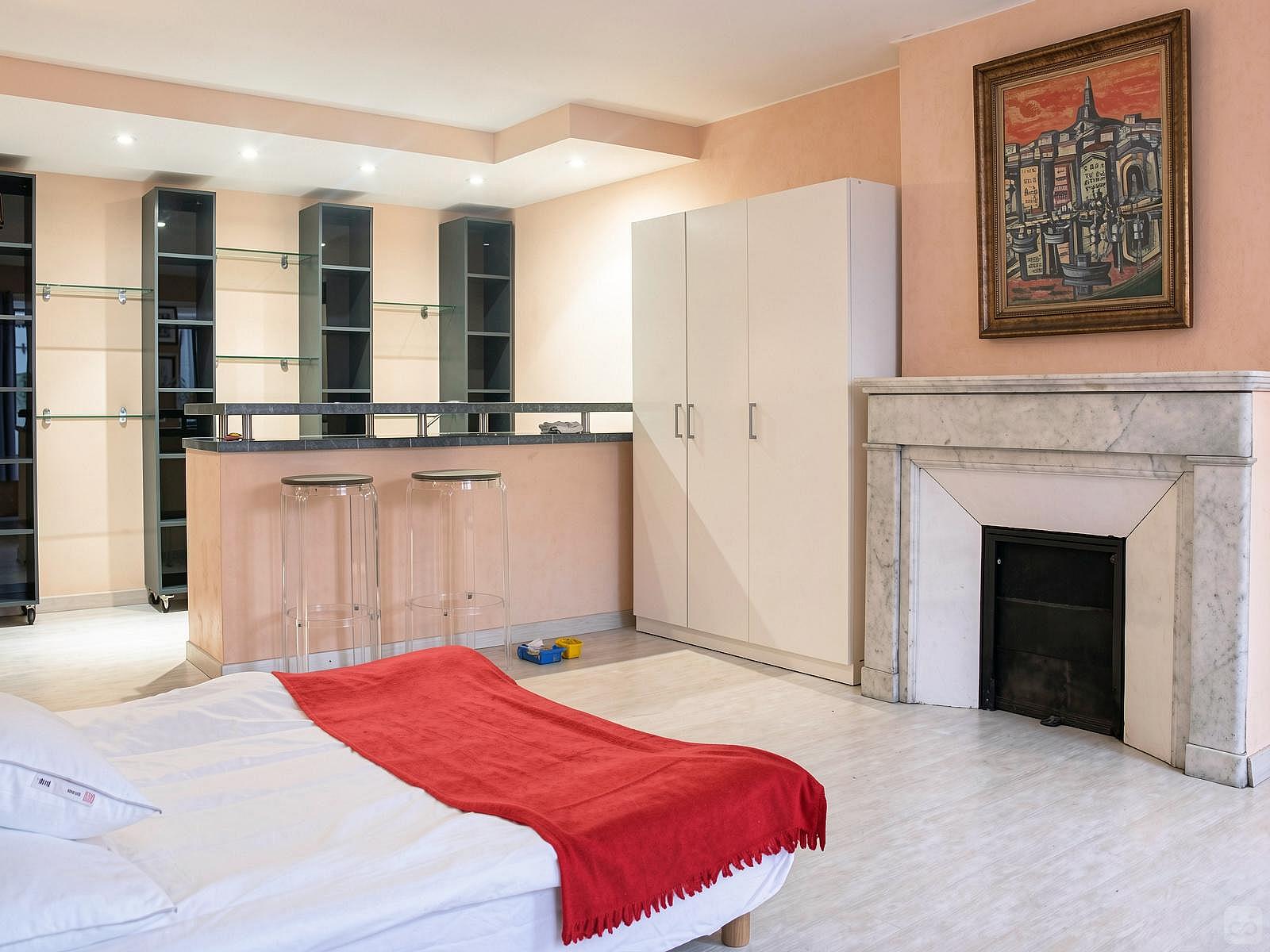 Large Bright Bedroom - 20m² - MA12 - 14
