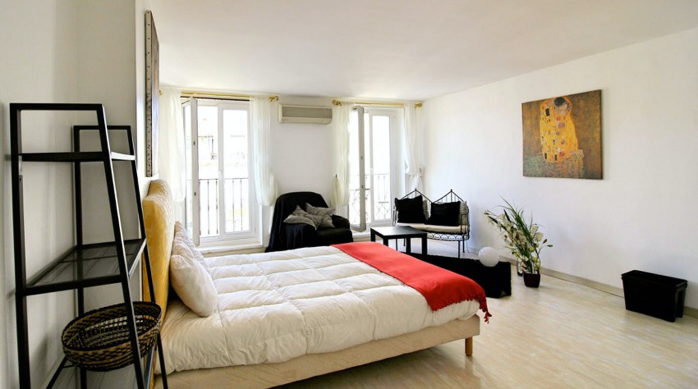 Large Suite With Bathroom - 40m² - MA8 - 1