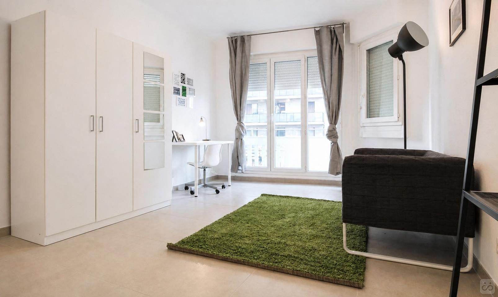 Large Bright Bedroom - 27m² - MA1 - 2