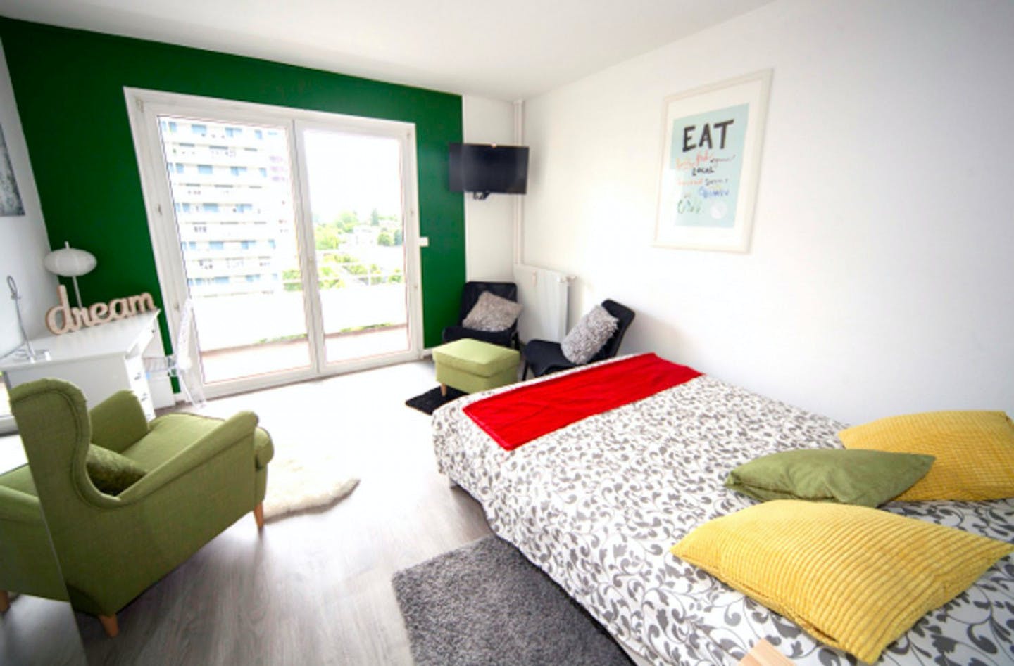  Spacious And Luminous Room - 16m² - ST4  -  Apartment equipped and furnished with care located near the Esplanade  - Gallery -  18