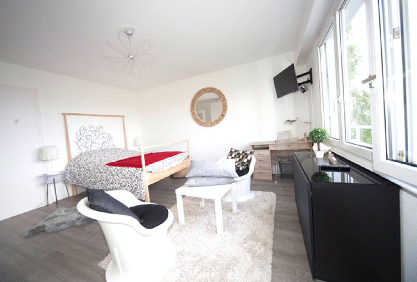  Large Bright Room - 20m² - ST1  -  Apartment equipped and furnished with care located near the Esplanade  - Gallery -  7