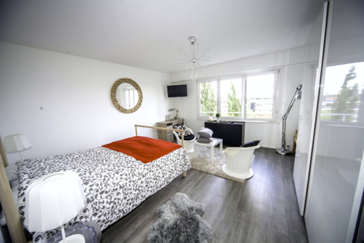  Large Bright Room - 20m² - ST1  -  Apartment equipped and furnished with care located near the Esplanade  - Gallery -  18