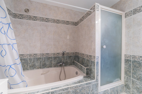 Beautiful furnished apartment located in the Esplanade district