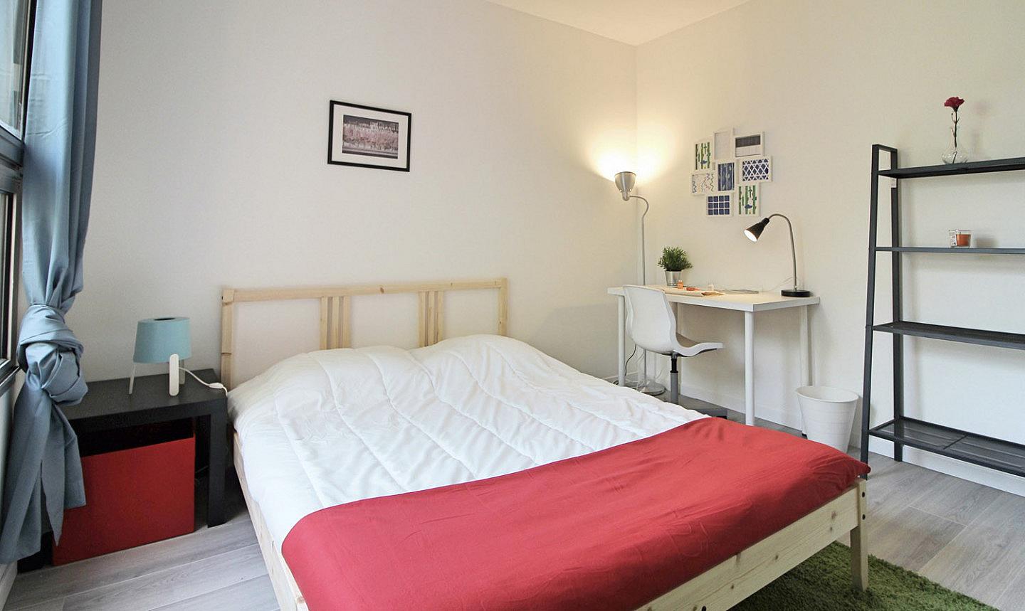 Pleasant And Bright Room - 14m² - MA17 - Superb apartment ideally located in Marseille Home - Gallery - 32