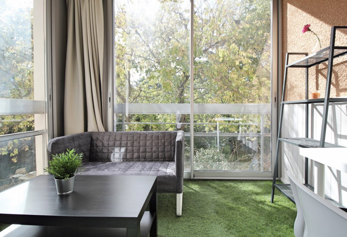 Large Bedroom With Veranda - 20m² - MA14 - Superb apartment ideally located in Marseille Home - Gallery - 12