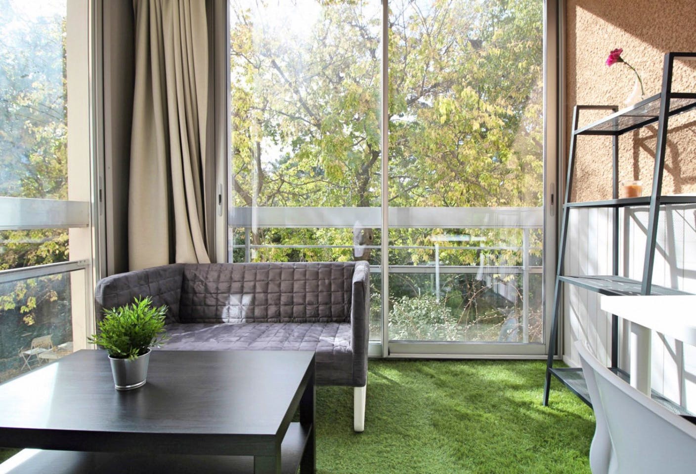 Large Bedroom With Veranda - 20m² - MA14 - Superb apartment ideally located in Marseille Home - Gallery - 8