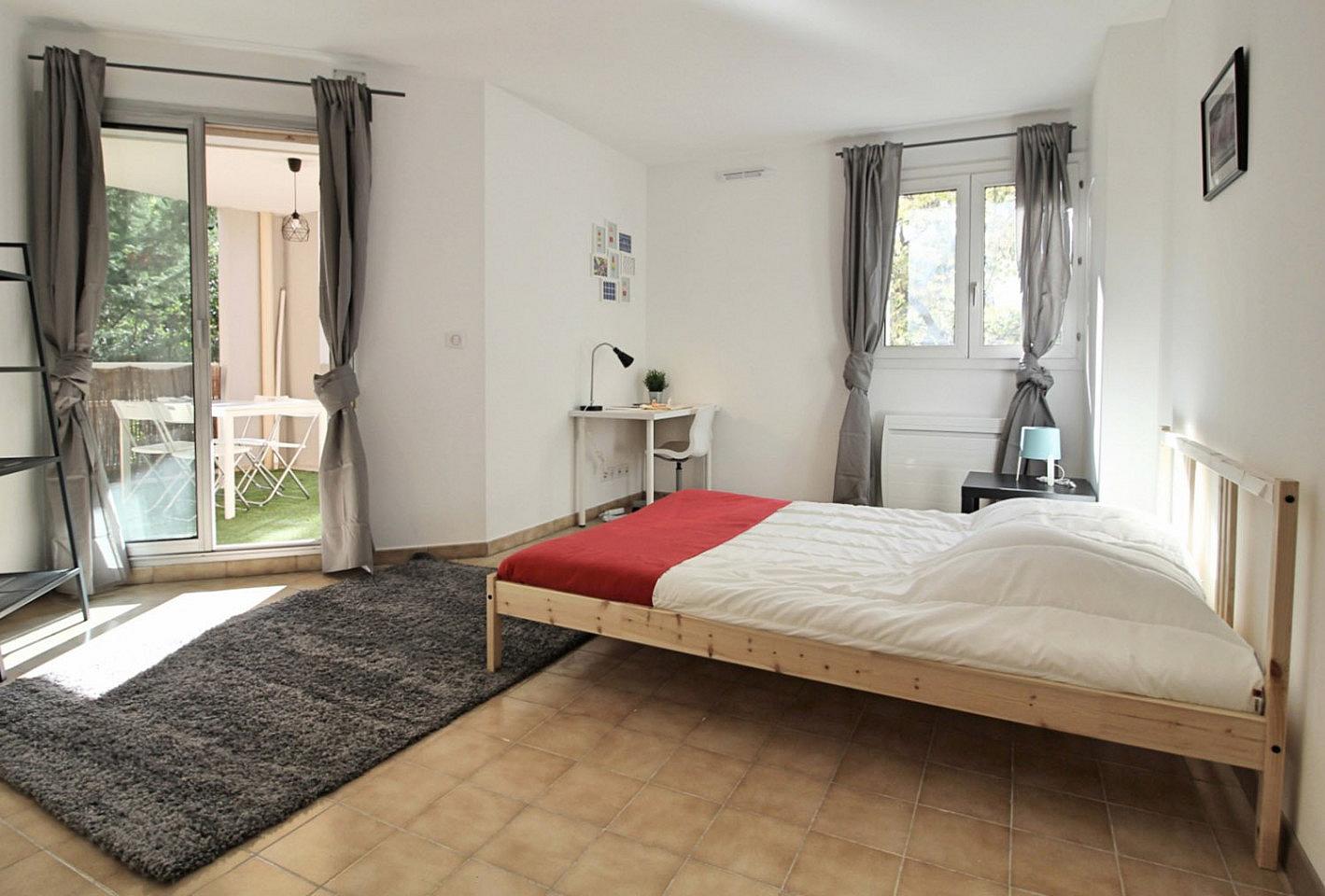Spacious And Comfortable Room - 17m² - MA15 - Superb apartment ideally located in Marseille Home - Gallery - 16
