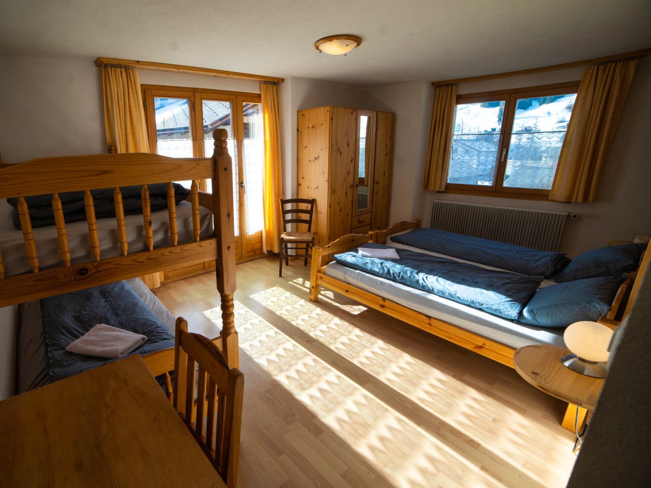  4-Bed Mixed Room W/ Private Bathroom  -  Remote Comfortable House w/ Workspaces + Yoga + Mountain Views  - Gallery -  4