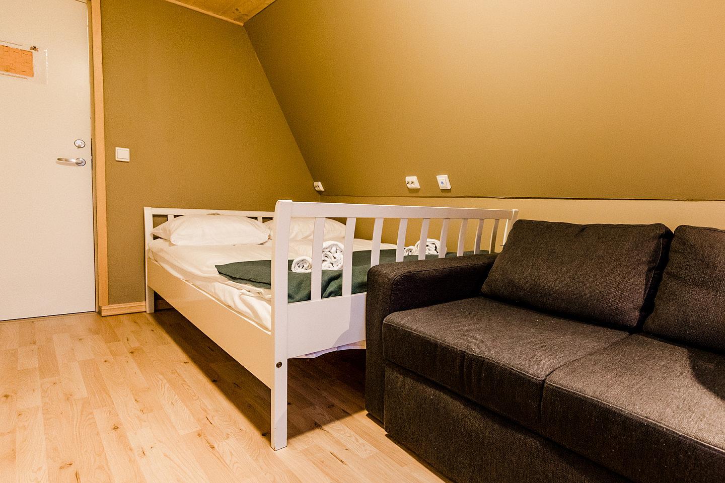 Modern Private Room  -  Traditional Lovely House w/ Coworking + Outdoor Areas + Outstanding Views  - Gallery -  27