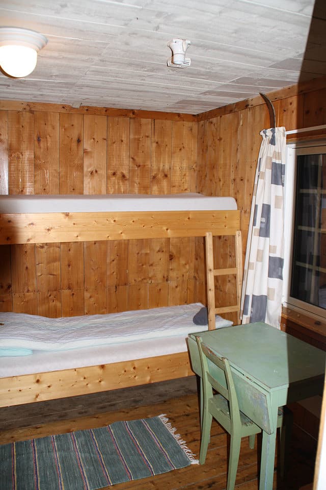  Fishermen Style Private Room  -  Traditional Lovely House w/ Coworking + Outdoor Areas + Outstanding Views  - Gallery -  18