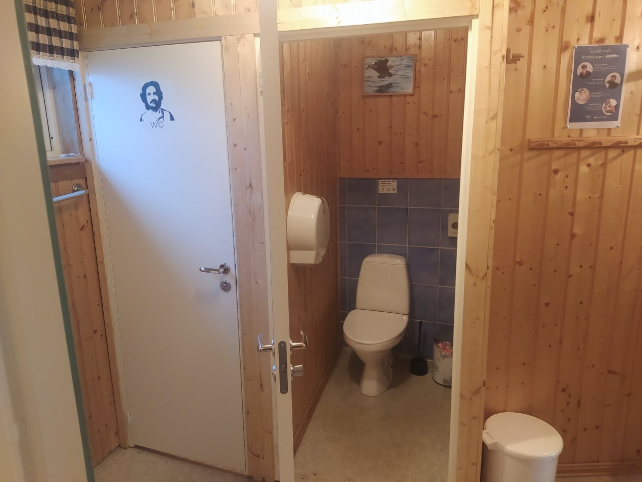  Fishermen Style Private Room  -  Traditional Lovely House w/ Coworking + Outdoor Areas + Outstanding Views  - Gallery -  4