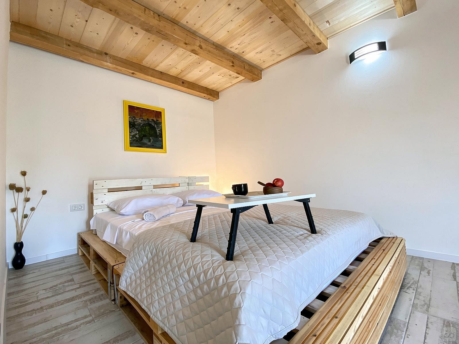 Njegos Room - 25