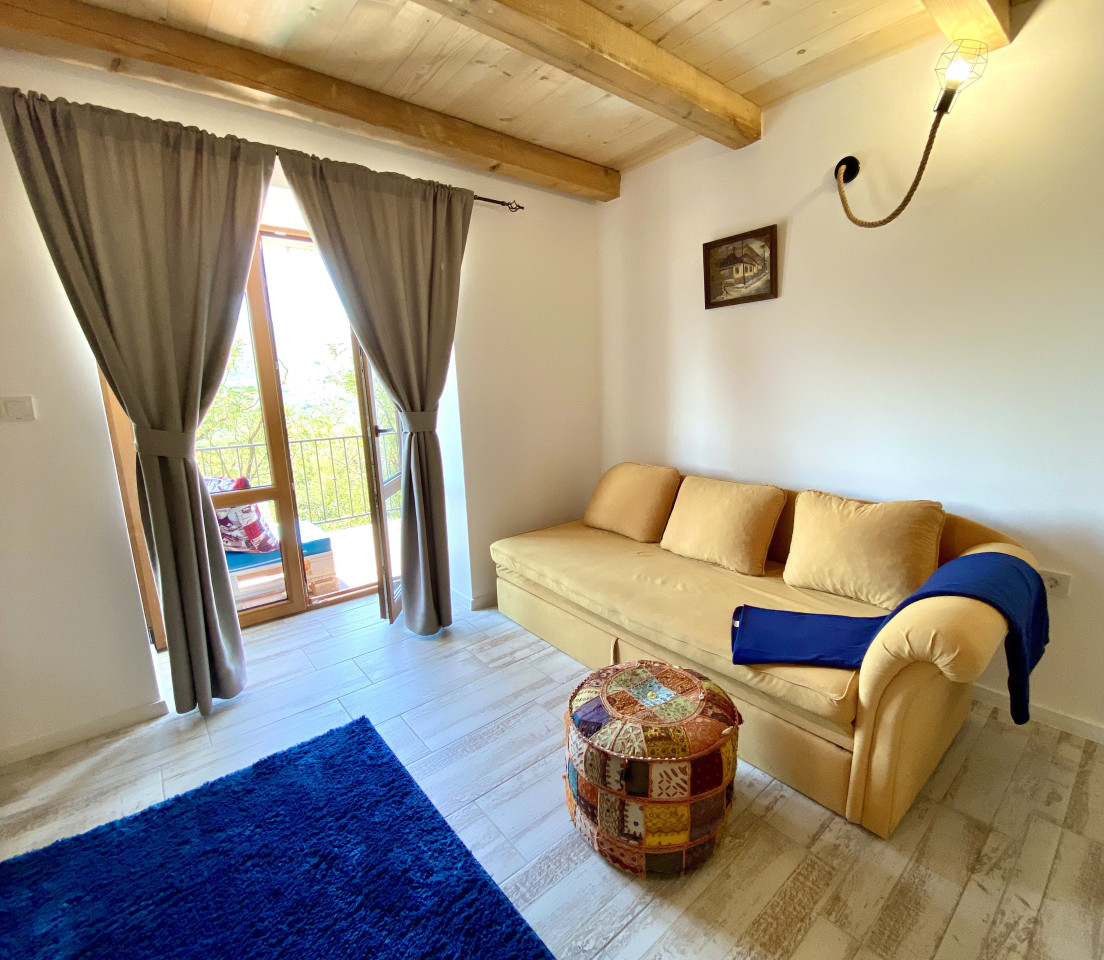 Njegos Room - 6