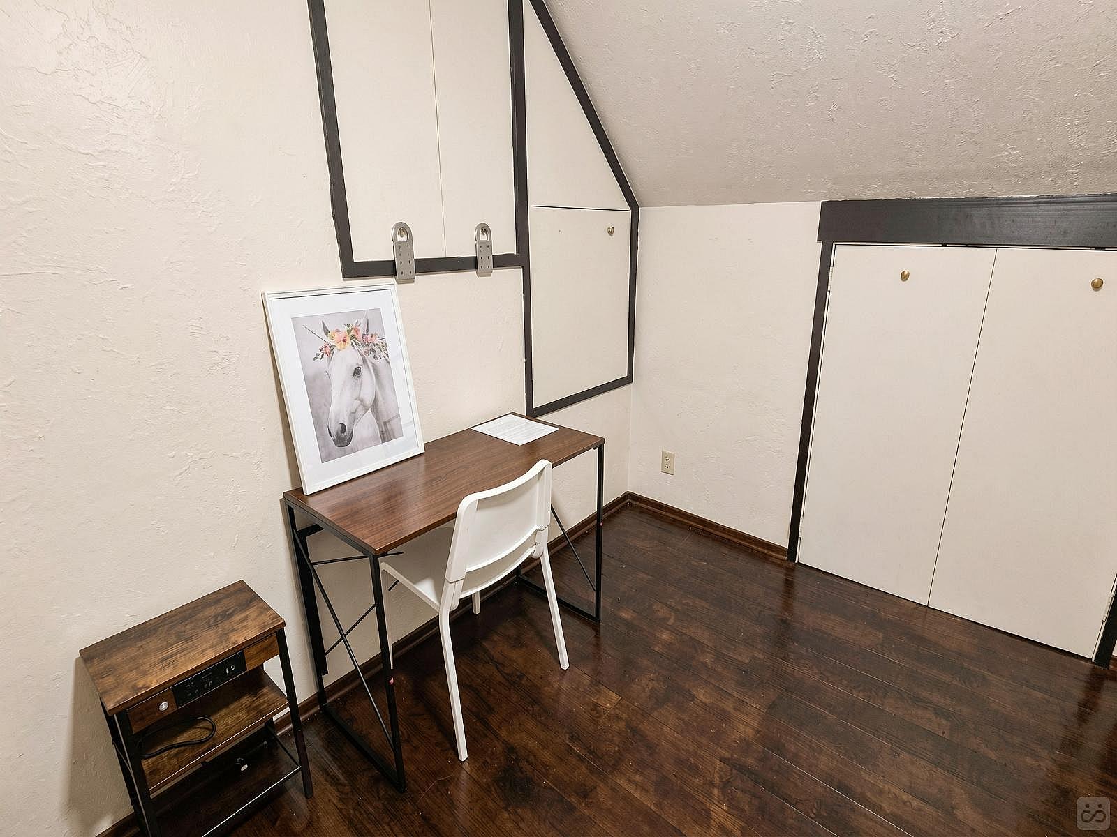  Bed In A 2-Bed Mixed Gender Room  -  Traditional Stylish House w/ Workspaces + Outdoor Space + Meeting room  - Gallery -  63