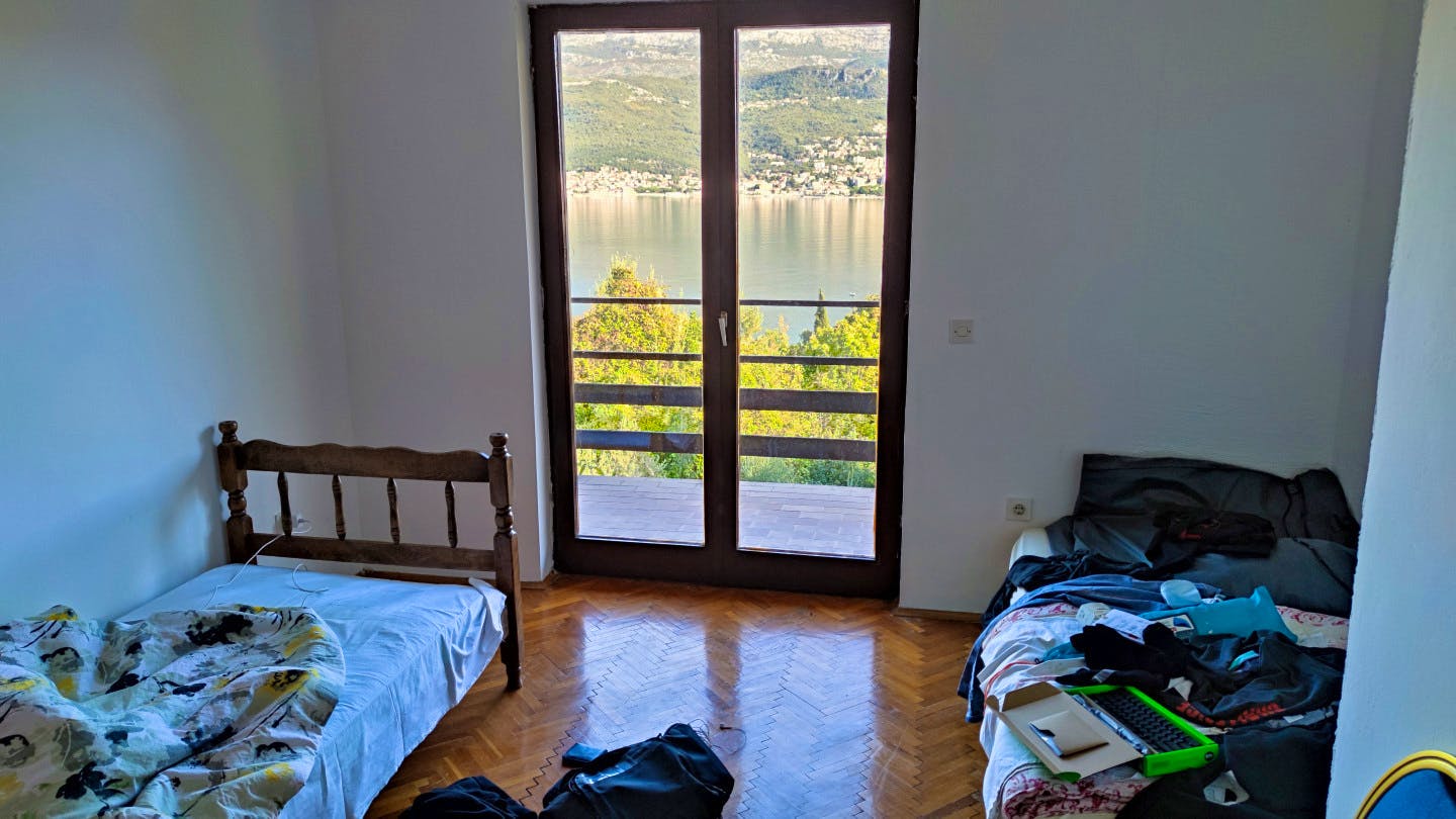  Private Room With Balcony  -  Stunning Country House w/ Workspace + Terrace  - Gallery -  7