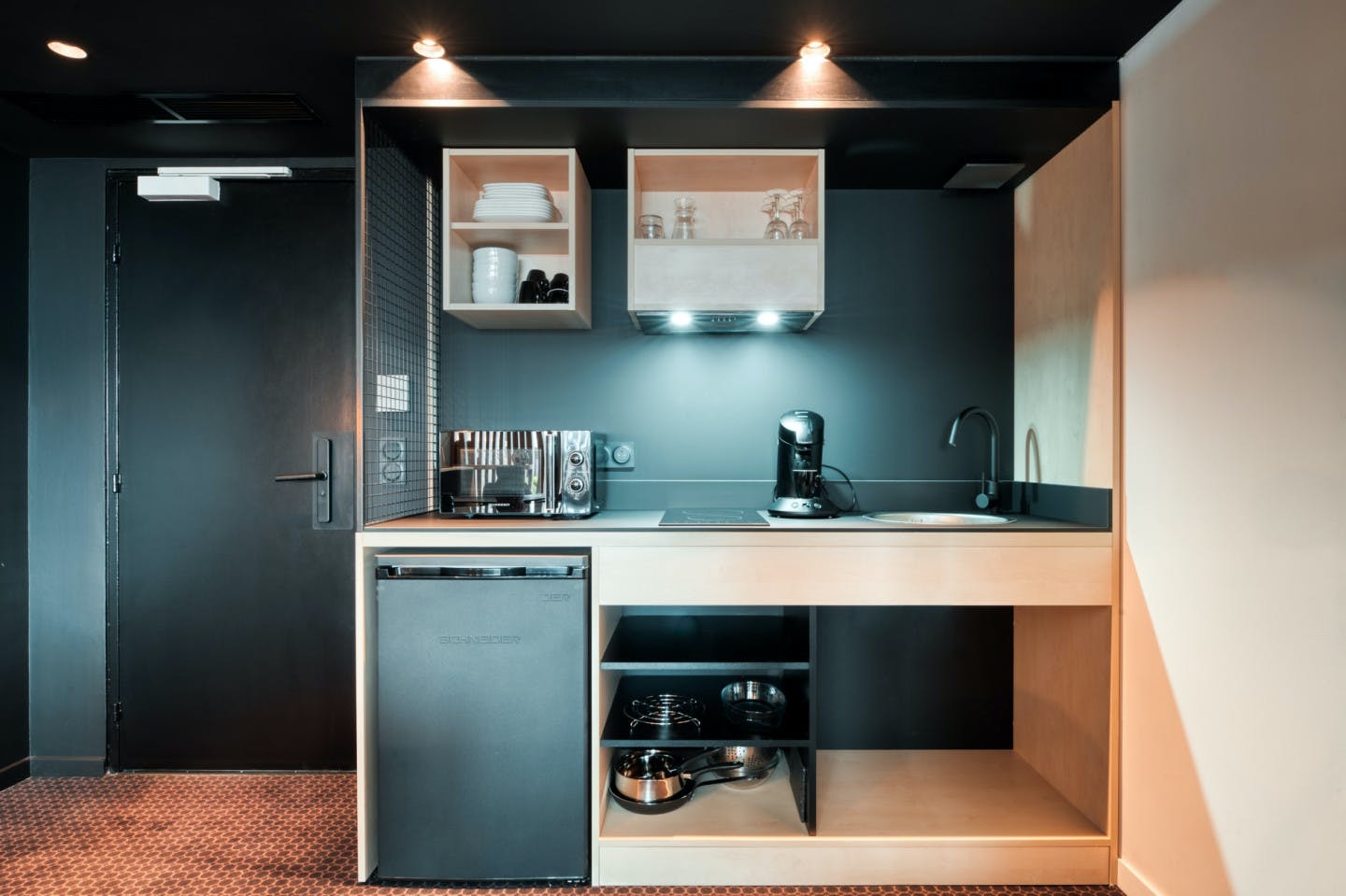  Big Flex 56  -  Amazing Stylish Complex w/ Terrace + Coworking  - Gallery -  32