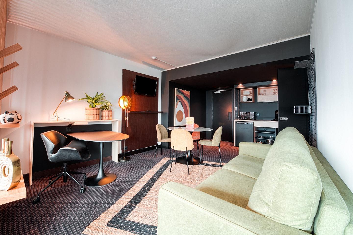  Big Flex 56  -  Amazing Stylish Complex w/ Terrace + Coworking  - Gallery -  39