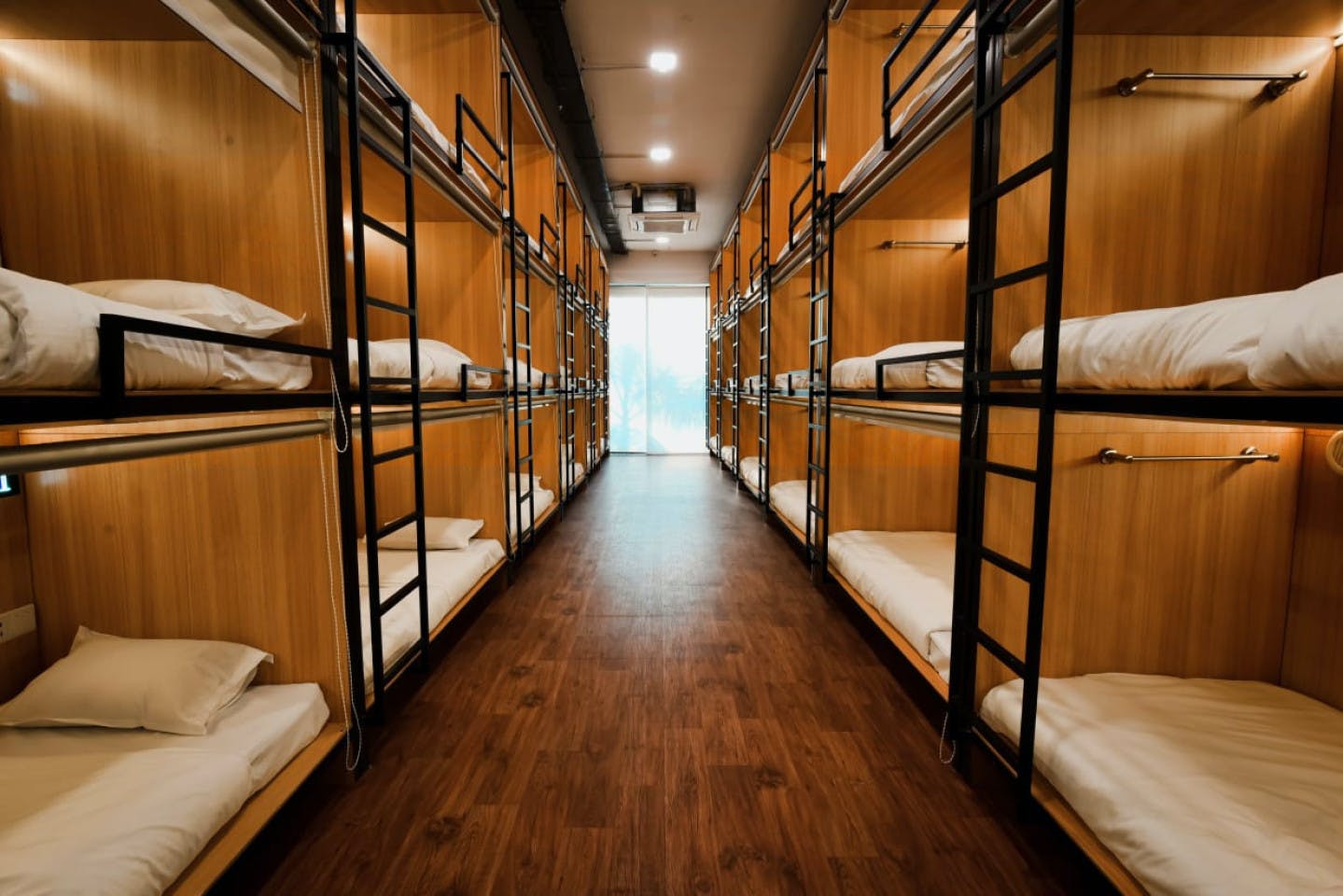  Premuim Bunks -Upper  -  Bright Vibrant House w/ Outdoor Spaces  - Gallery -  3