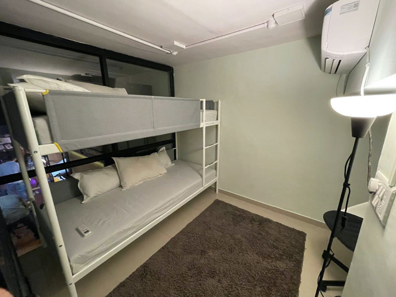  Super Premium Bunks-Lower  -  Bright Vibrant House w/ Outdoor Spaces  - Gallery -  1
