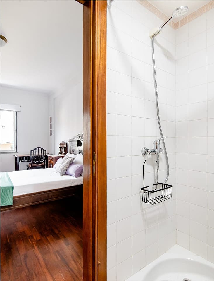  Private Room With Wc  -  Bright Apt. w/ Coworking + Terrace  - Gallery -  48