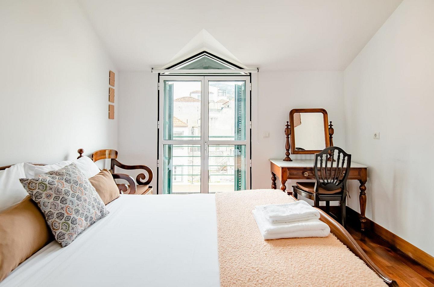  Private Room With Shared Wc  -  Bright Apt. w/ Coworking + Terrace  - Gallery -  21