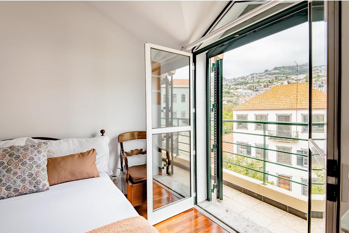  Private Room With Shared Wc  -  Bright Apt. w/ Coworking + Terrace  - Gallery -  25