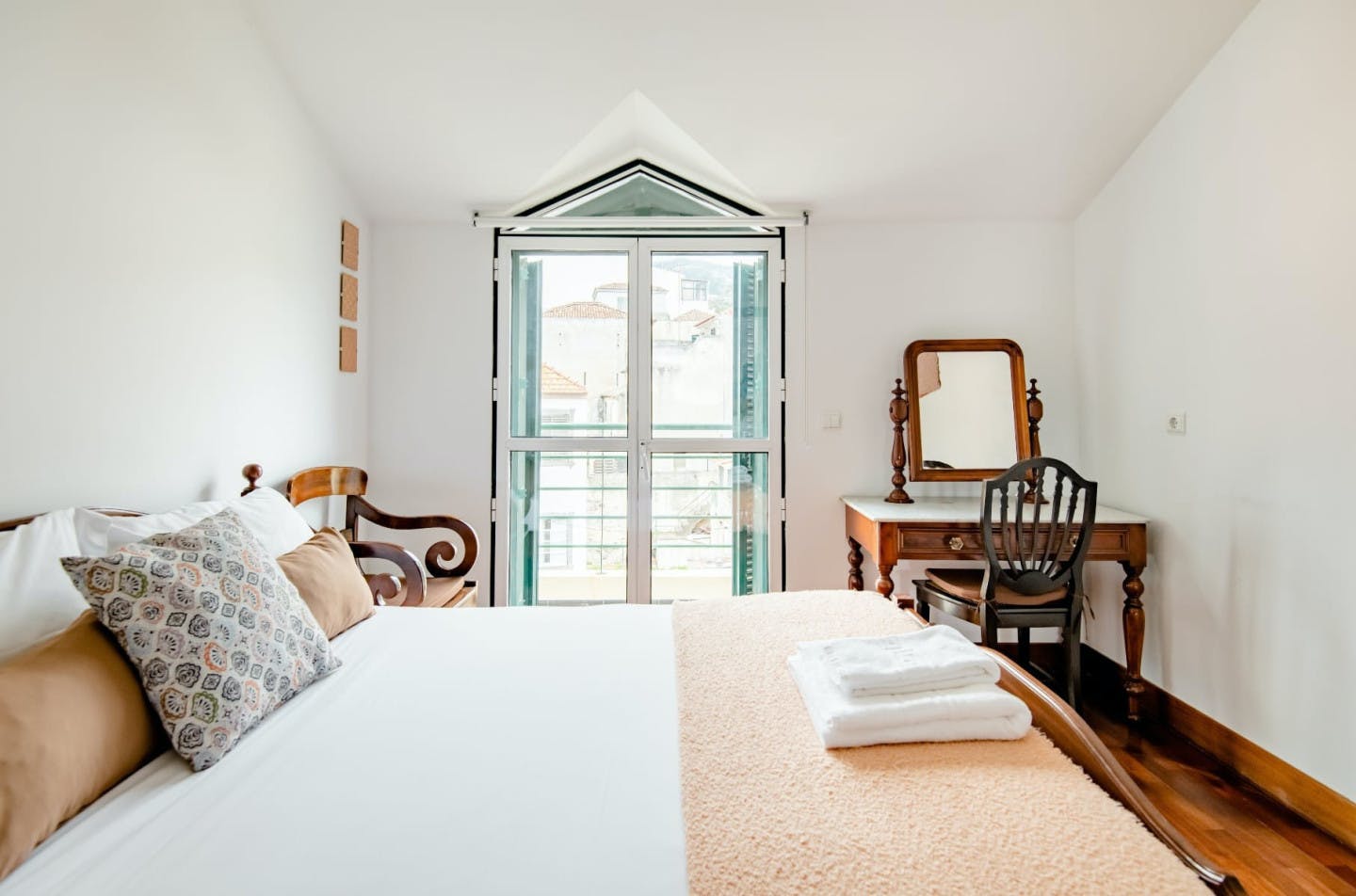  Private Room With Shared Wc  -  Bright Apt. w/ Coworking + Terrace  - Gallery -  7