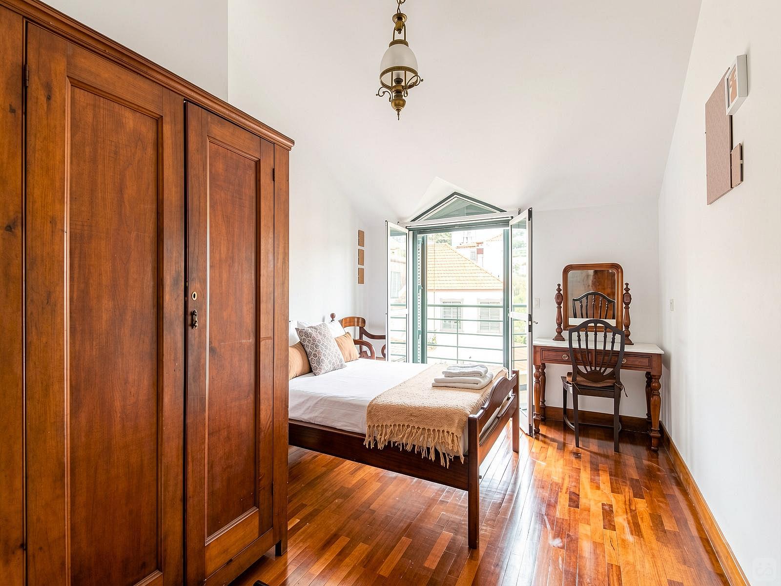  Private Room With Shared Wc  -  Bright Apt. w/ Coworking + Terrace  - Gallery -  34