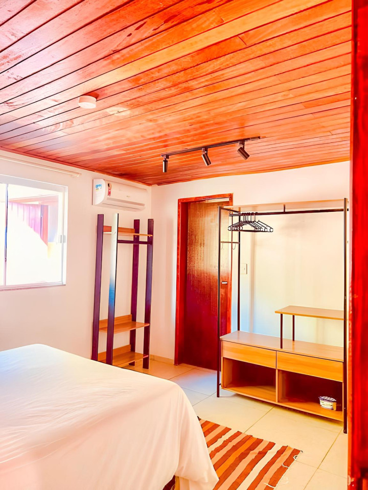  Private Ensuite  -  Comfortable Vibrant House w/ Coworking + Outdoor Areas + River deck  - Gallery -  12