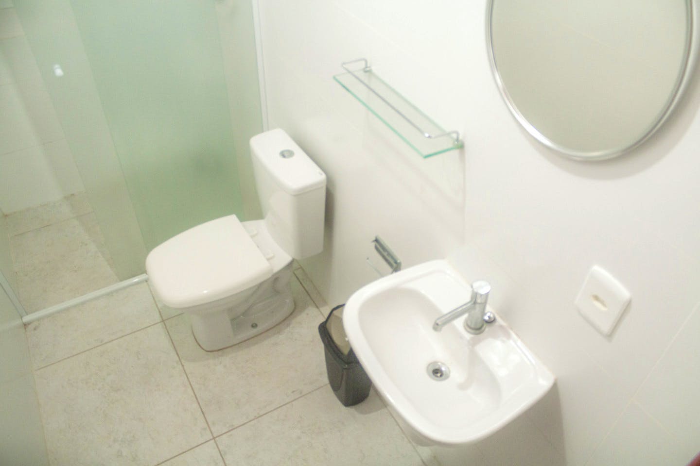  Double Room  -  Comfortable Vibrant House w/ Coworking + Outdoor Areas + River deck  - Gallery -  7