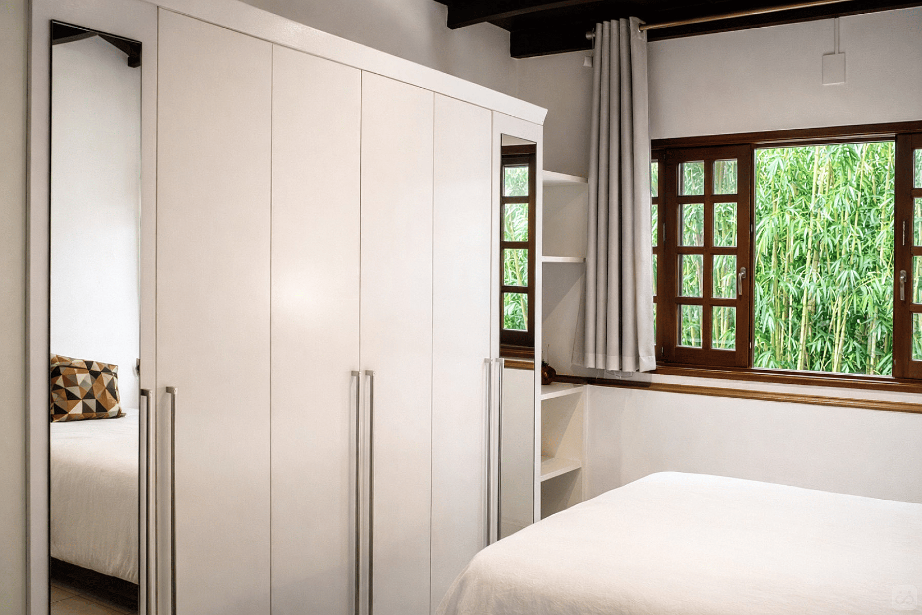  Double Room  -  Comfortable Vibrant House w/ Coworking + Outdoor Areas + River deck  - Gallery -  40