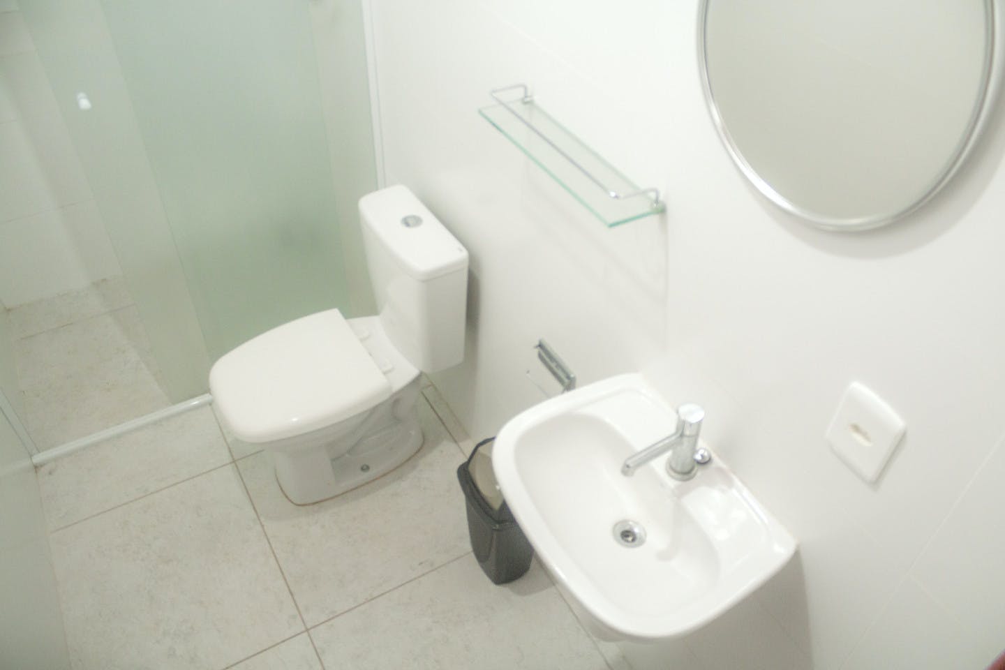  Double Room  -  Comfortable Vibrant House w/ Coworking + Outdoor Areas + River deck  - Gallery -  1