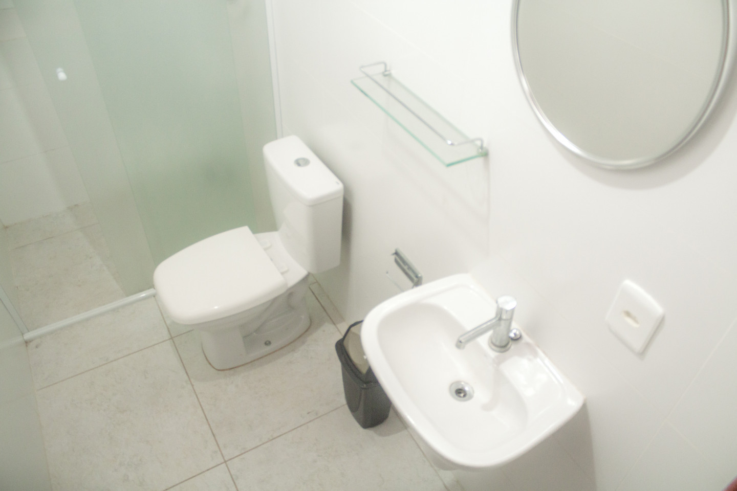  Double Room  -  Comfortable Vibrant House w/ Coworking + Outdoor Areas + River deck  - Gallery -  17