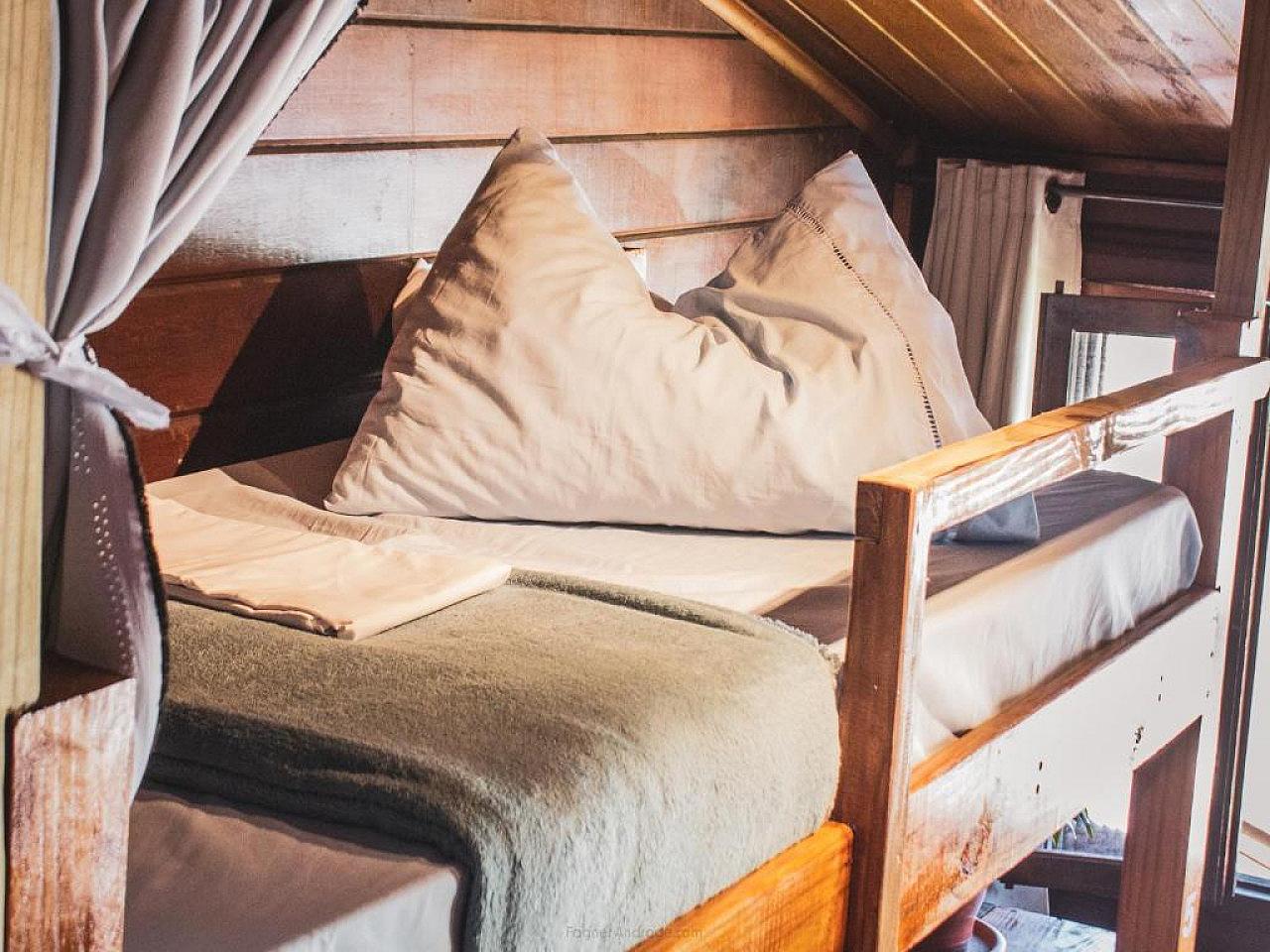  Bed In A 8-Bed Gender Separated Room  -  Comfortable Vibrant House w/ Coworking + Outdoor Areas + River deck  - Gallery -  6