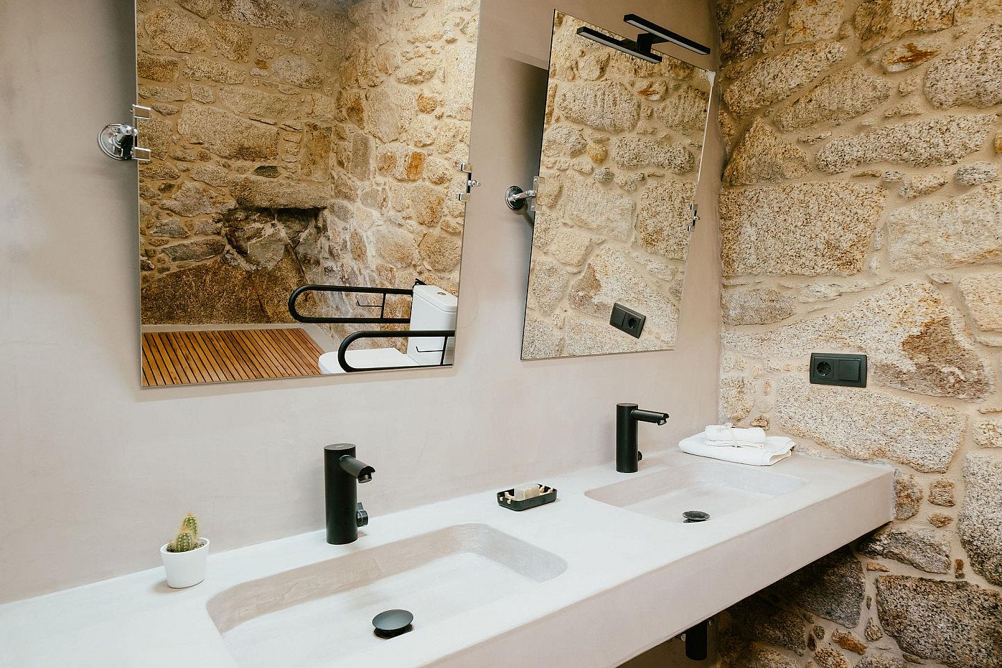  O Galiñeiro Room  -  Galicia Home  - Gallery -  49