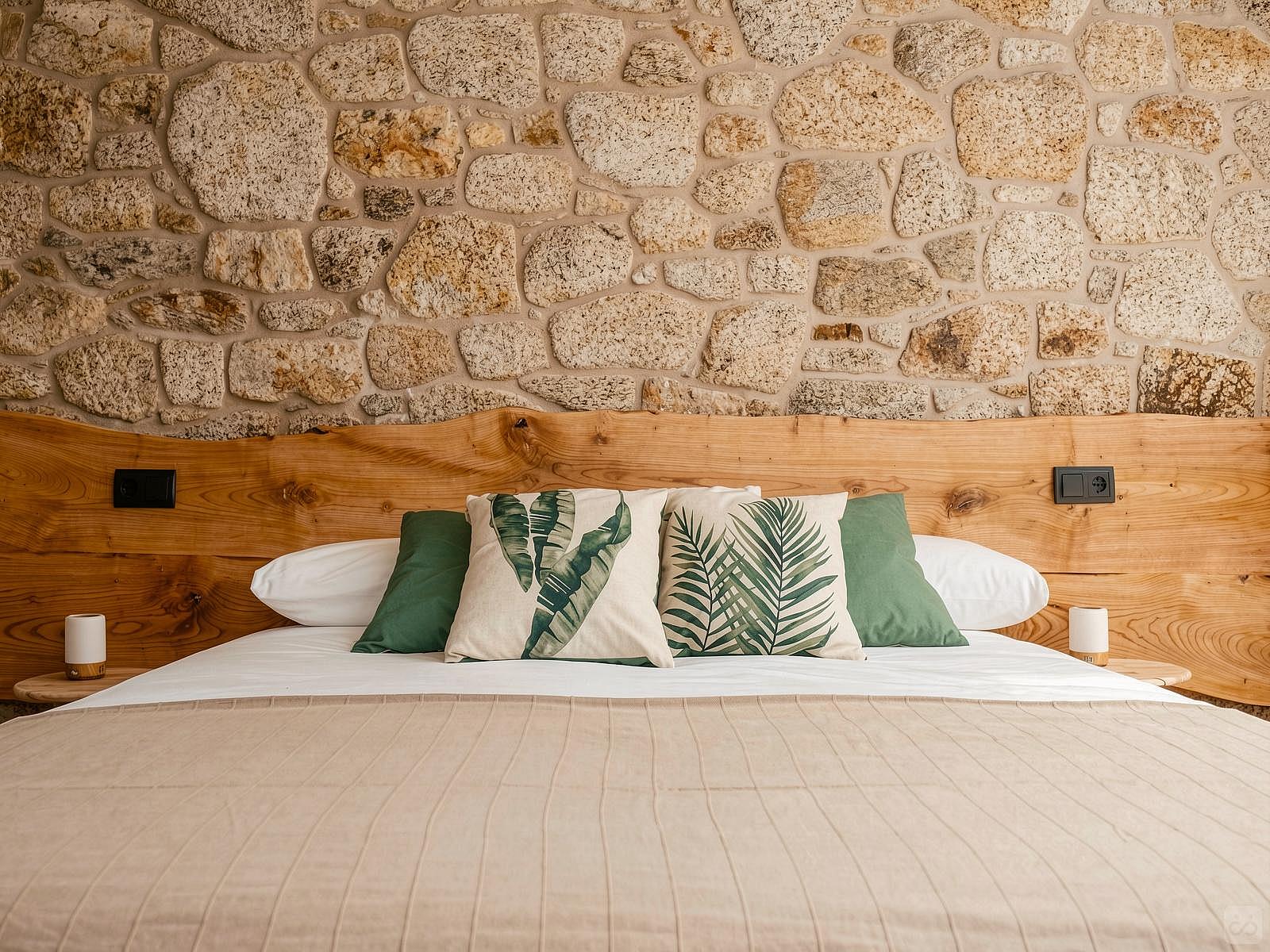 O Galiñeiro Room  -  Galicia Home  - Gallery -  57