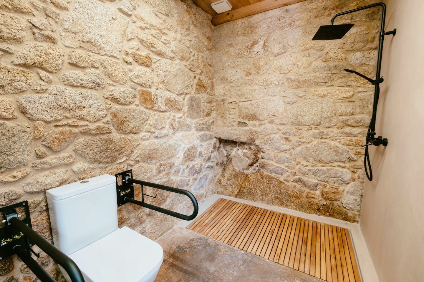  O Galiñeiro Room  -  Galicia Home  - Gallery -  13