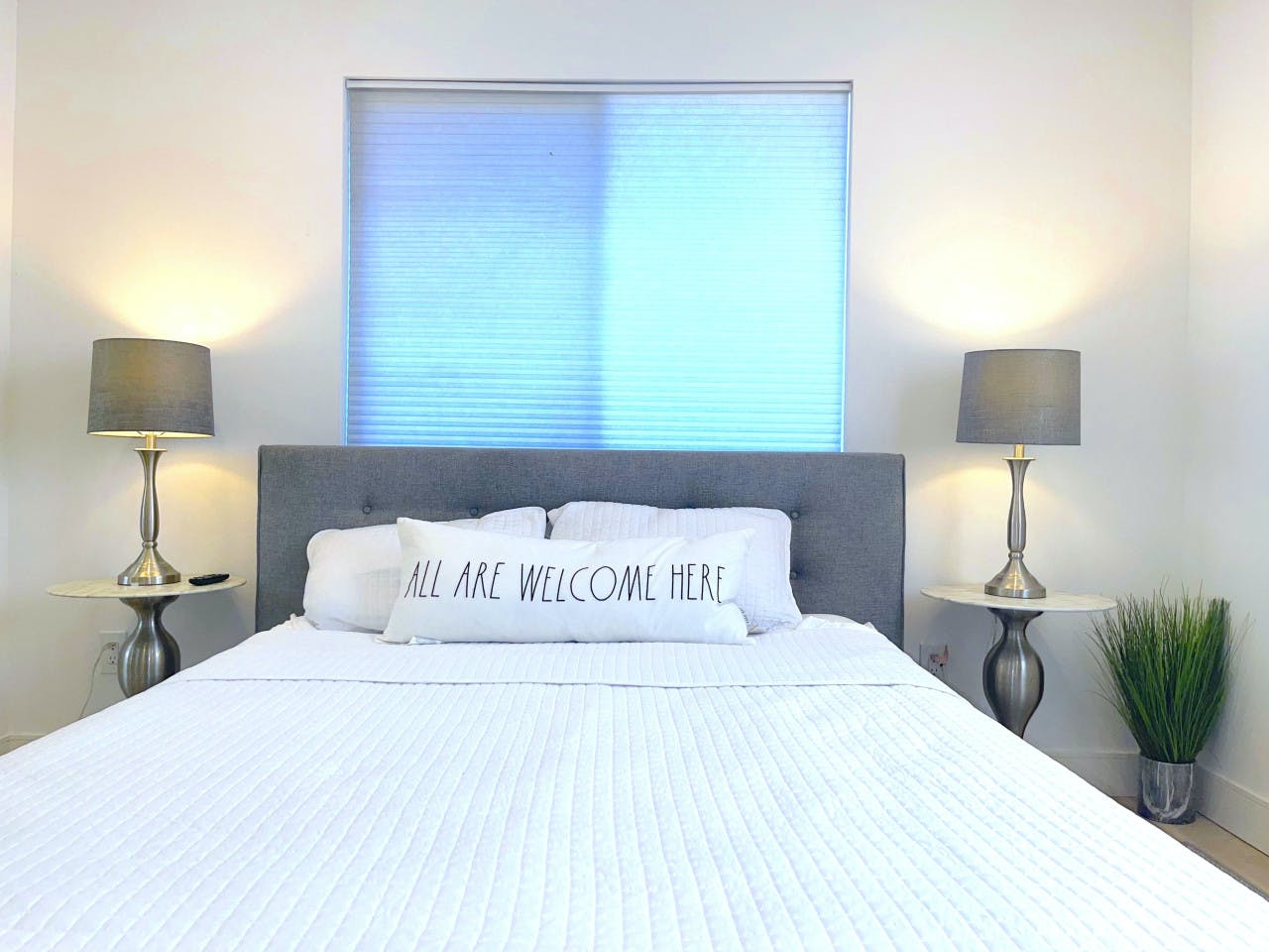 Private Room - Elegant Stunning Townhouse w/ Kitchen + Outdoor Space - Gallery - 56