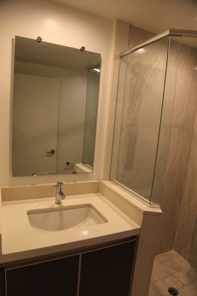 Private Room - Elegant Stunning Townhouse w/ Kitchen + Outdoor Space - Gallery - 35