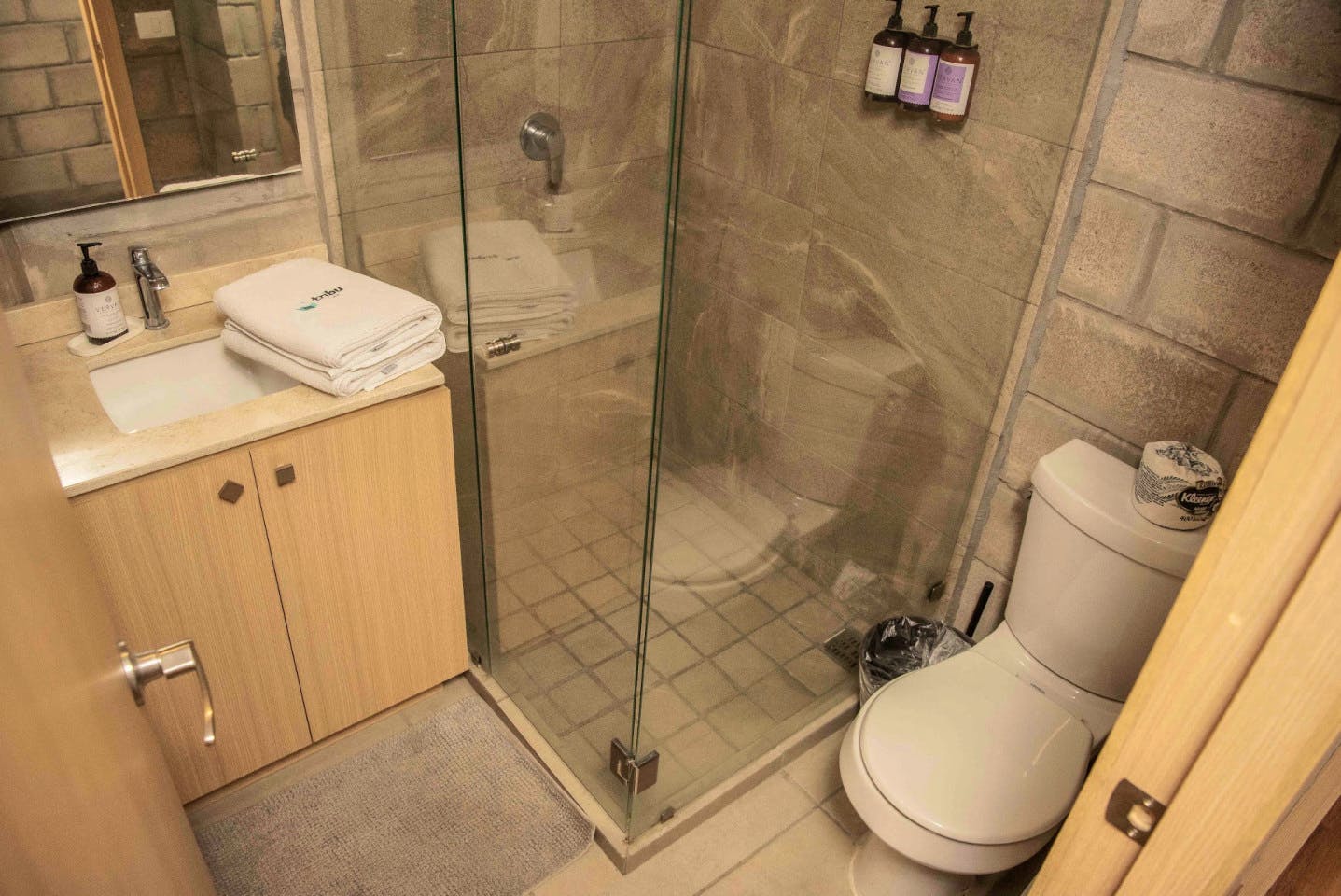 Apartment V W/ 2 Bedrooms / 2 Bathrooms/ Terrace - 25