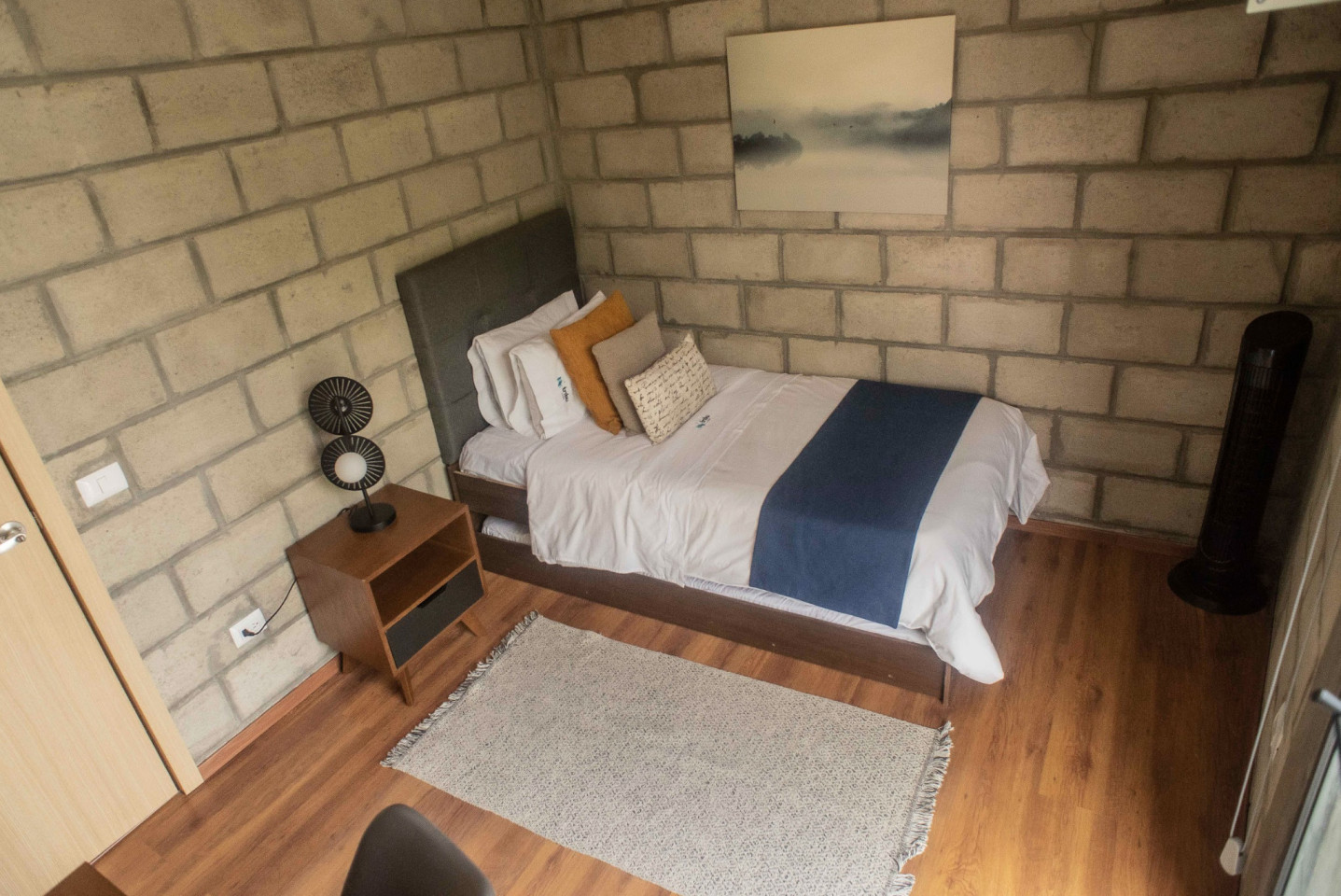 Apartment IV W/ 2 Bedrooms / 1 Bathroom - 26