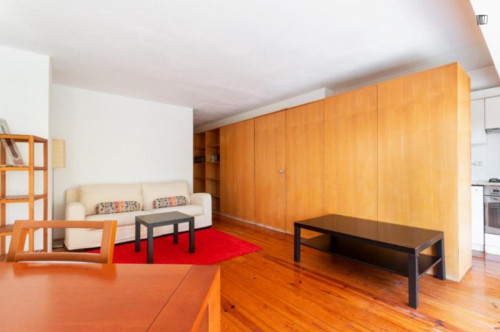 Trendy apartment with terrace in Príncipe Real