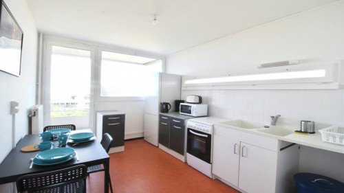 Spacious apartment located near the RER A