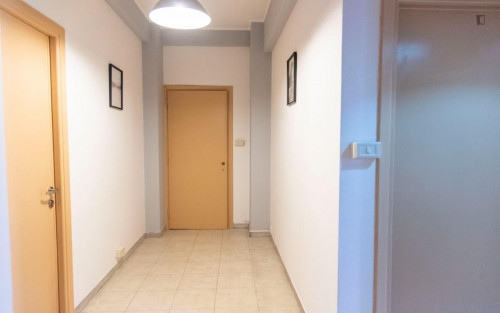 Bright 1-bedroom apartment close to Garbatella metro station