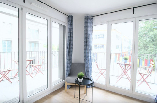 Apartment equipped and furnished with care in Clichy