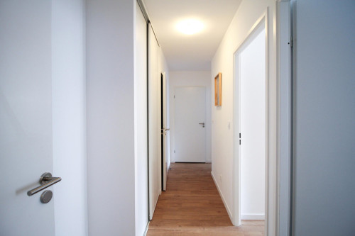 4 bedroom apartment near Paris