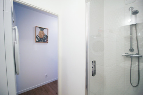 4 bedroom apartment near Paris