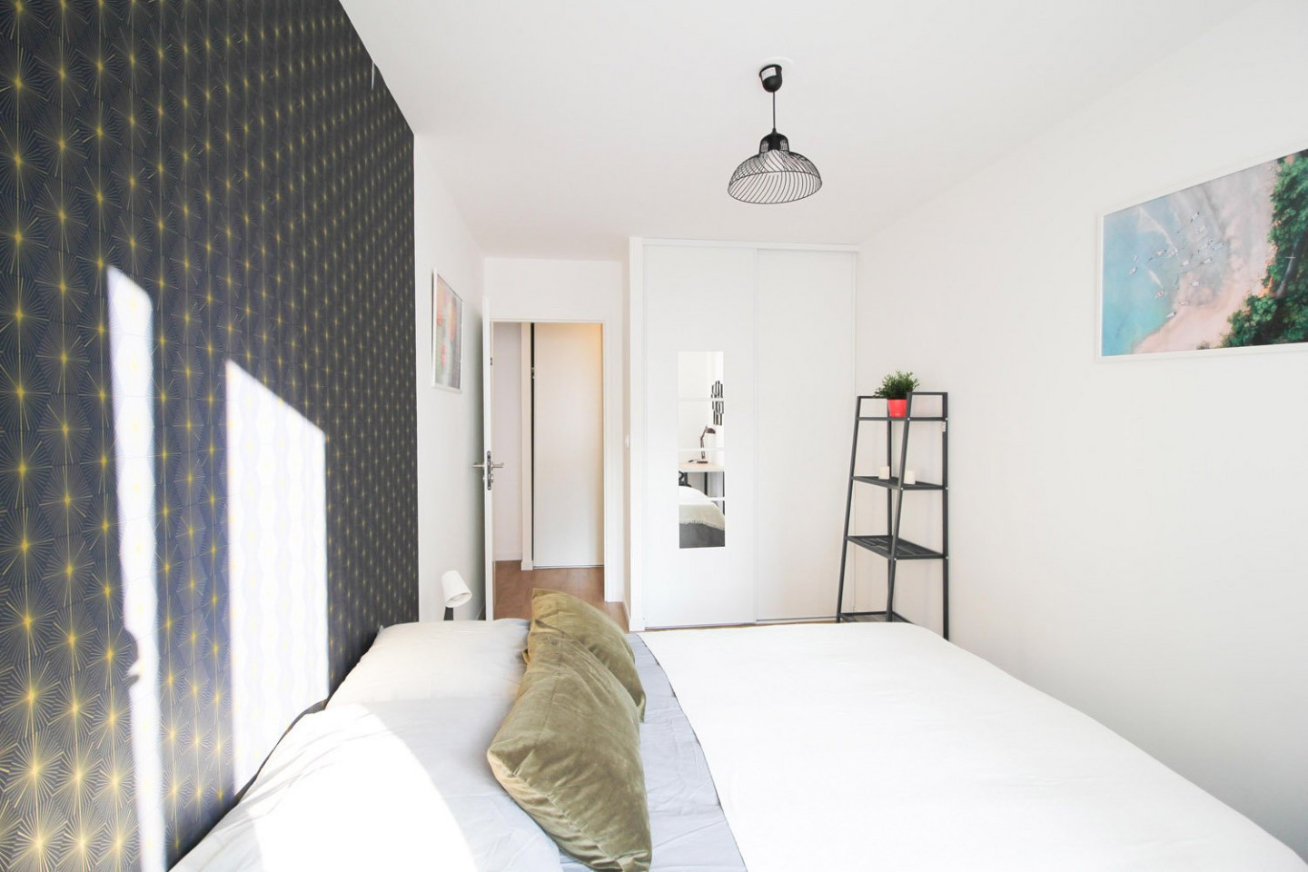 Spacious And Bright Room - 14m² - CL11 - Cozy Stylish Apt. - Gallery - 9