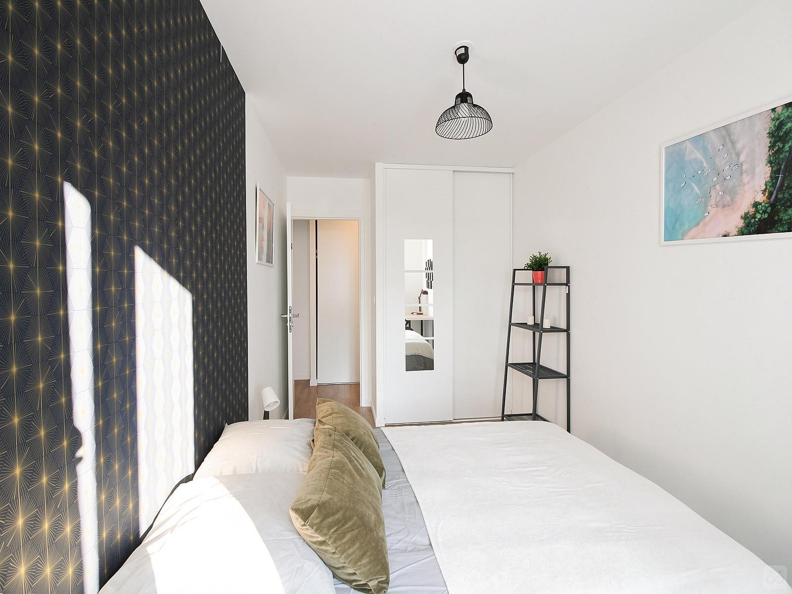 Spacious And Bright Room - 14m² - CL11 - Cozy Stylish Apt. - Gallery - 2