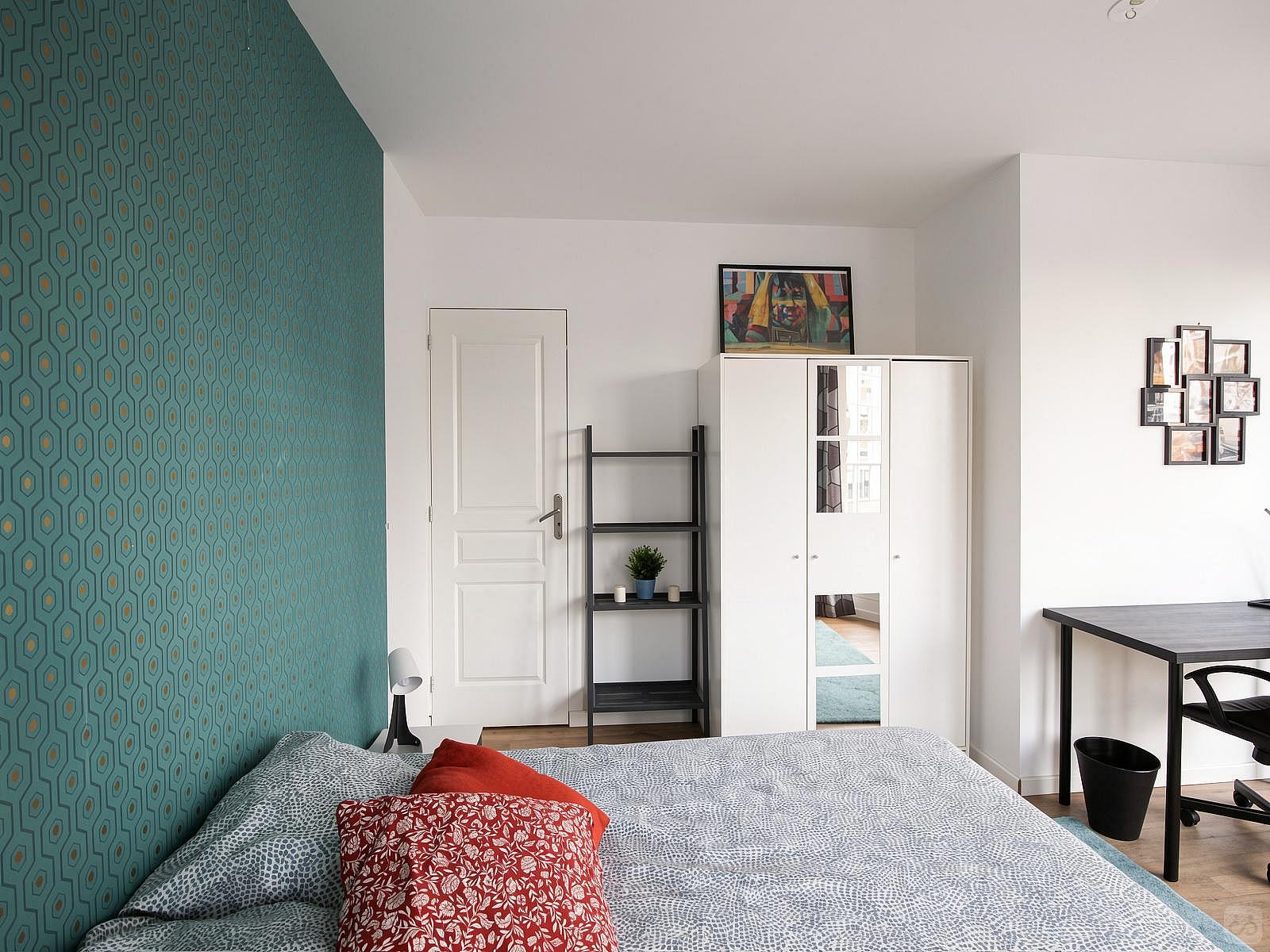 Bright And Quiet Room - 13m² - CL9 - Cozy Stylish Apt. - Gallery - 2